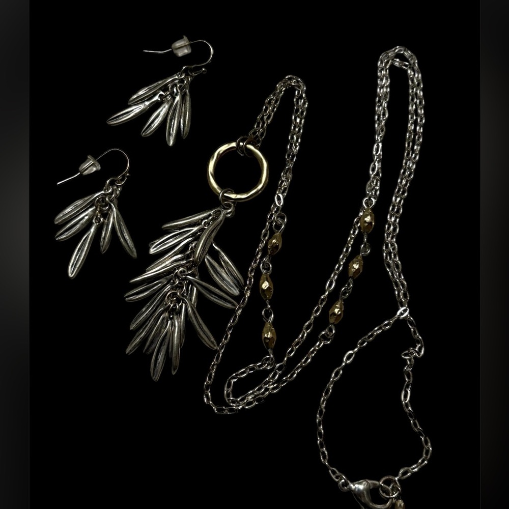 Jewelry Set - Picture 3 of 9